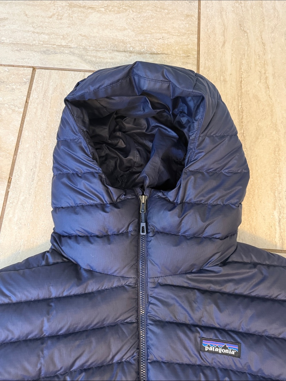 PATAGONIA Women’s Down Sweater Hoody, size XL - Picture 2 of 16